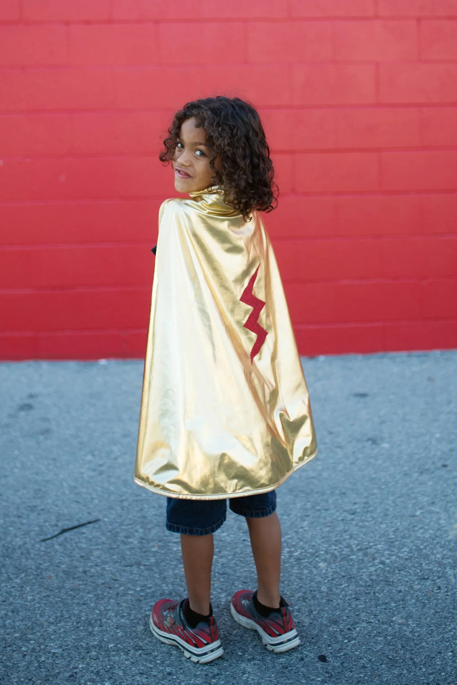Great Pretenders Gold/Red Reversible Wonder Cape