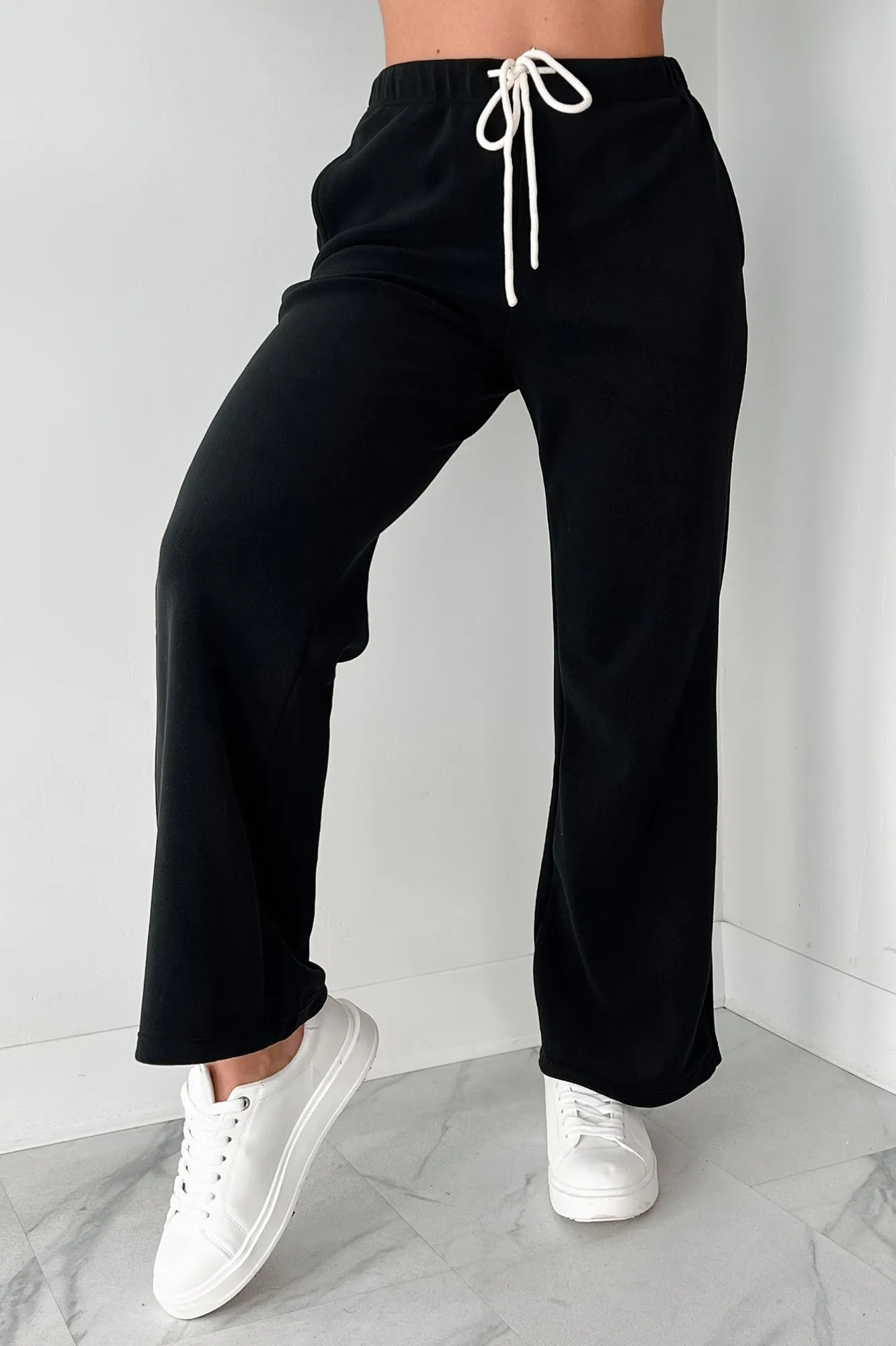 Hey Cutie Fleece Sweatpants (Black)