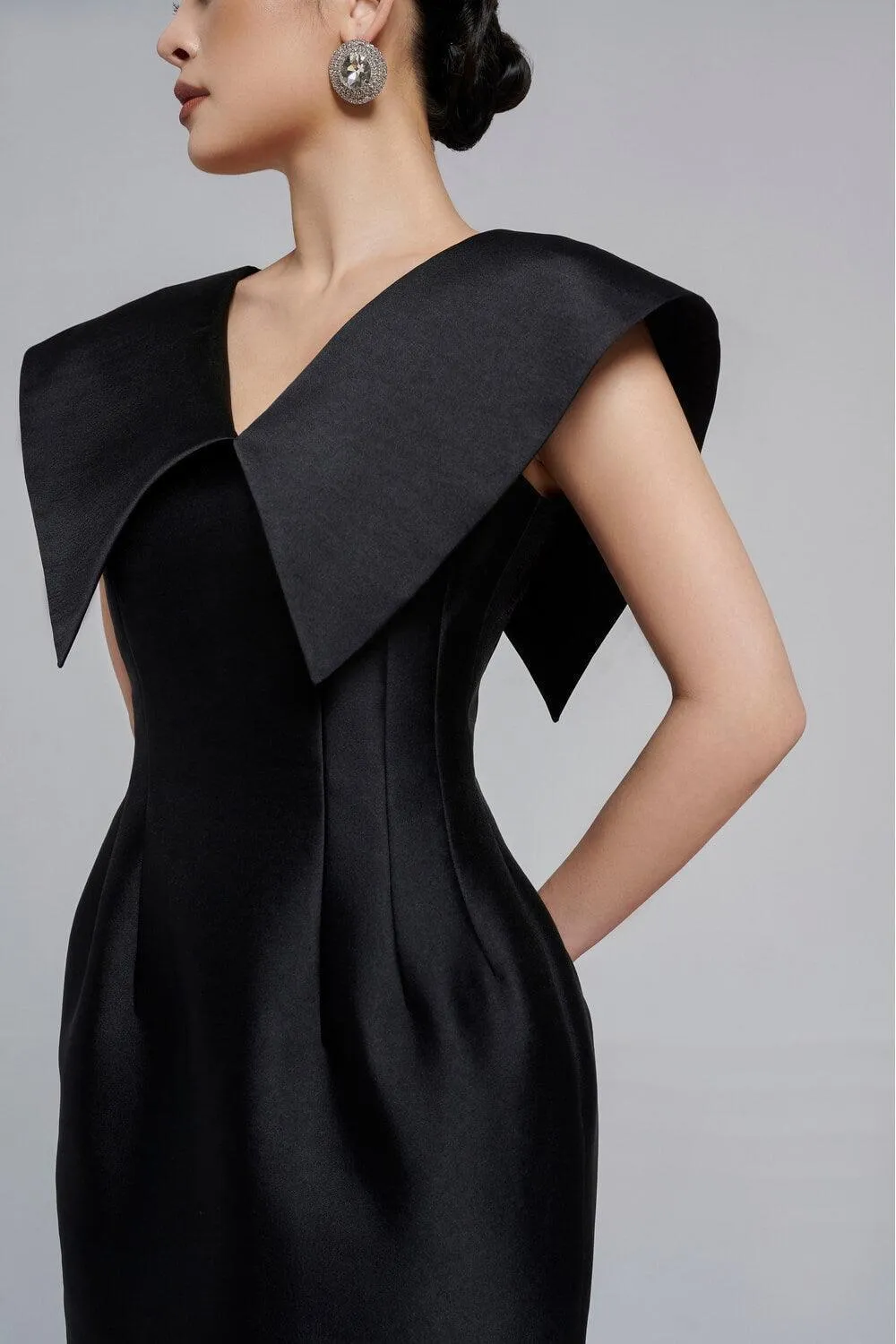 Izzy Pegged Cape Sleeved Taffeta Midi Dress