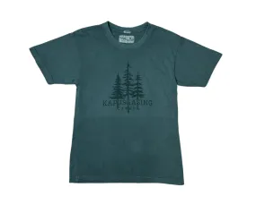 KAPUSKASING ADULT 3 TREES STACKED SERIF GARMENT DYE TEE