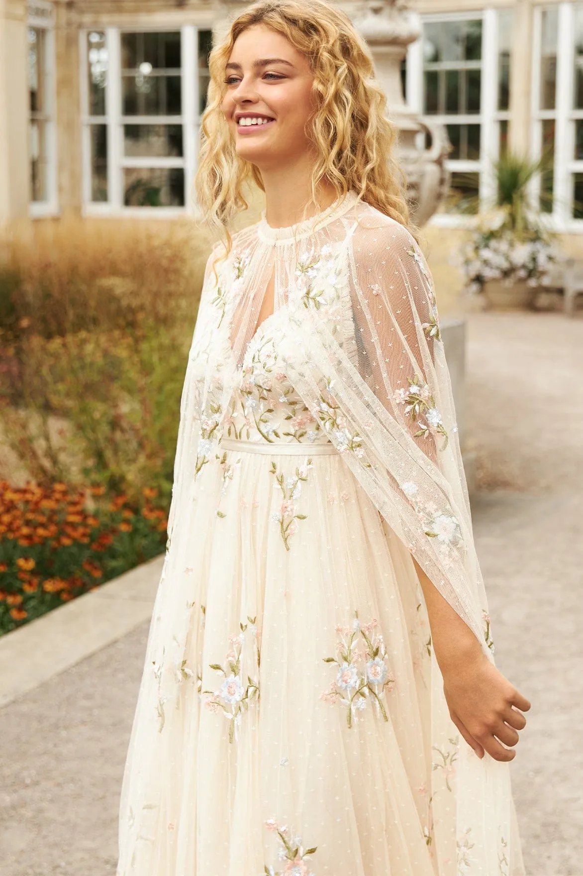 Petunia Midaxi Cape