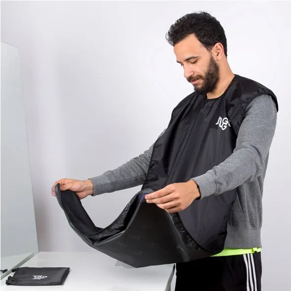 Snuggs beard cape Black
