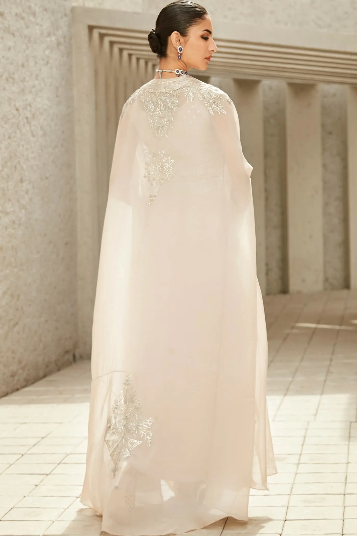 The Neo-Classic Cape Set