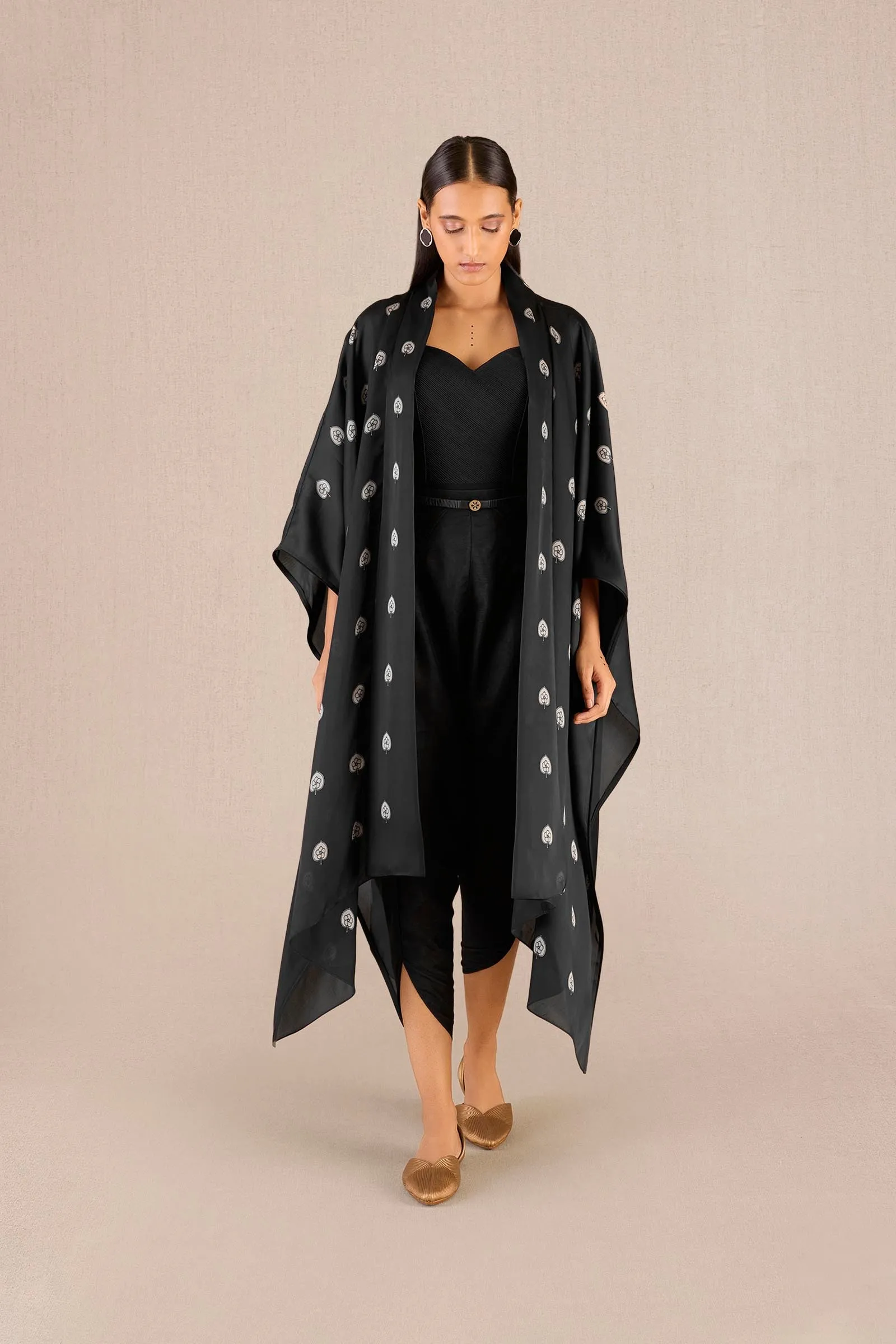 Umaya Cape Set