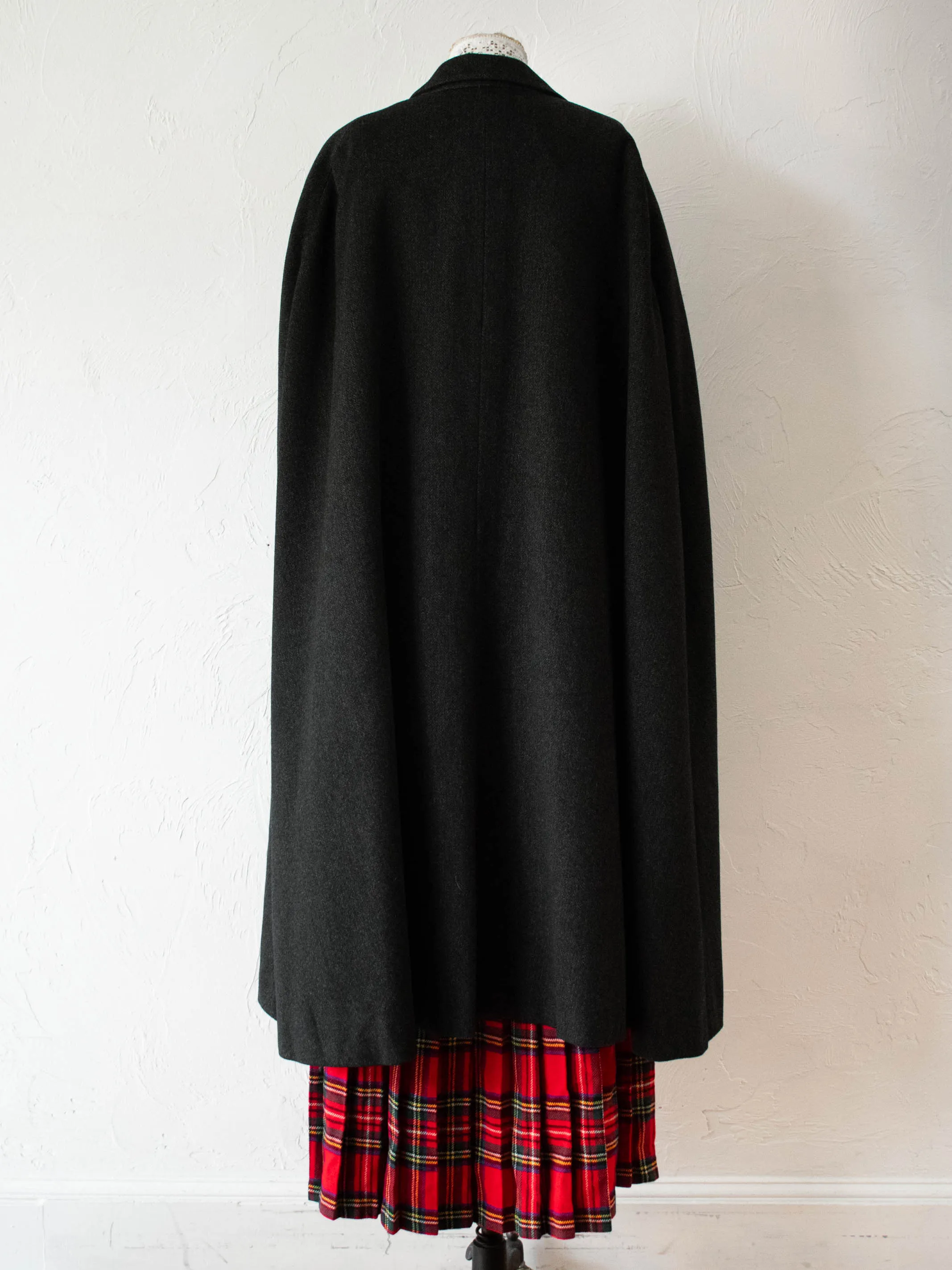 Vintage 1960s Bespoke Satin-Lined Charcoal Wool Cape XL
