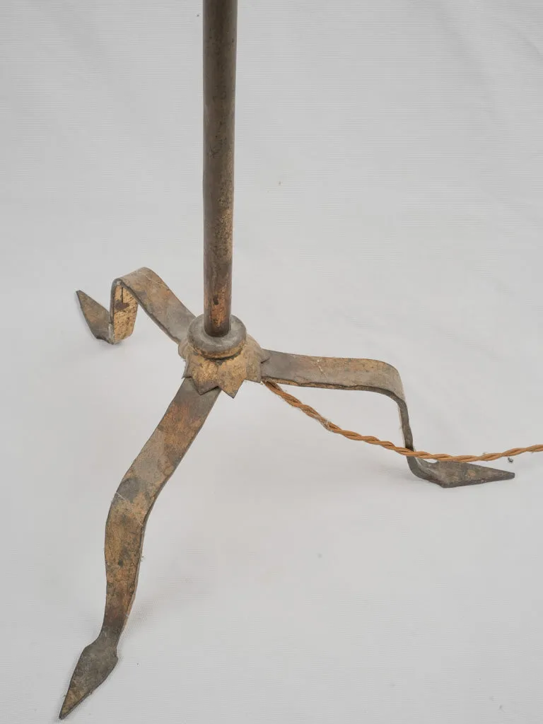 Vintage floor lamp w/ tripod stand